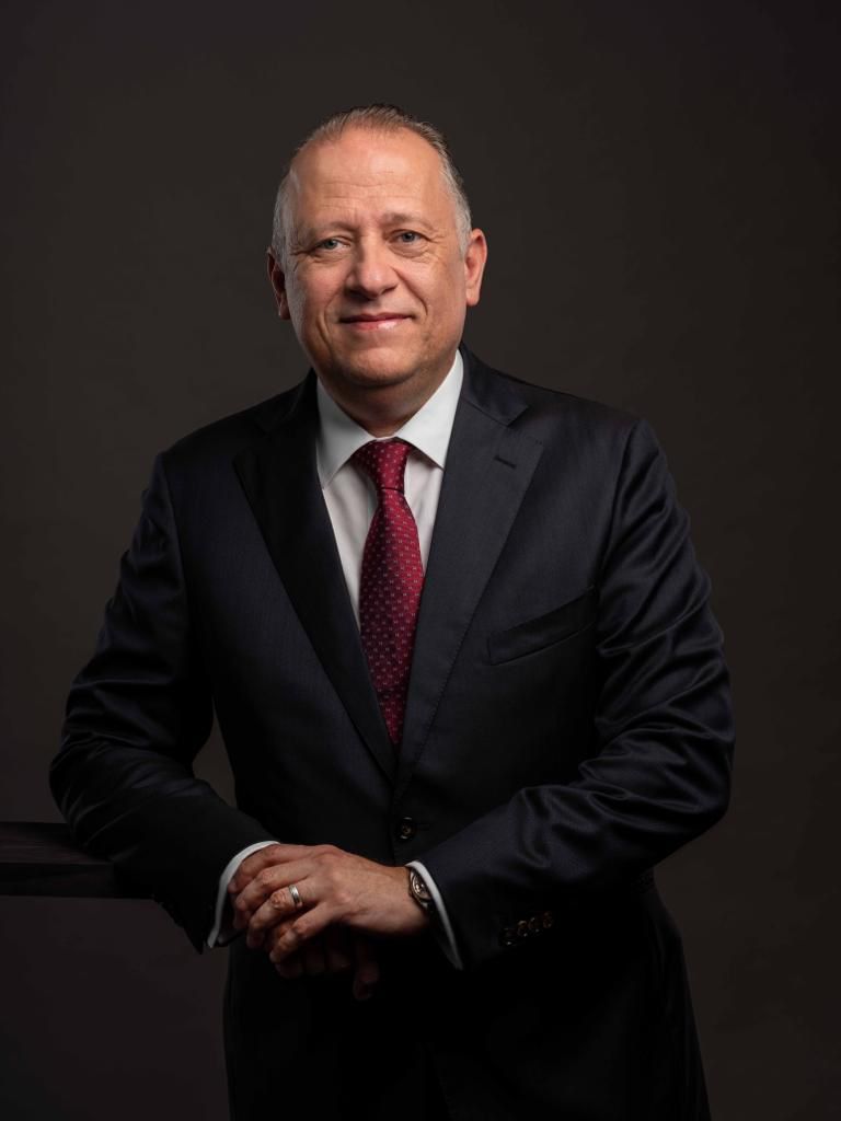 Dr. Tarek Hajjiri